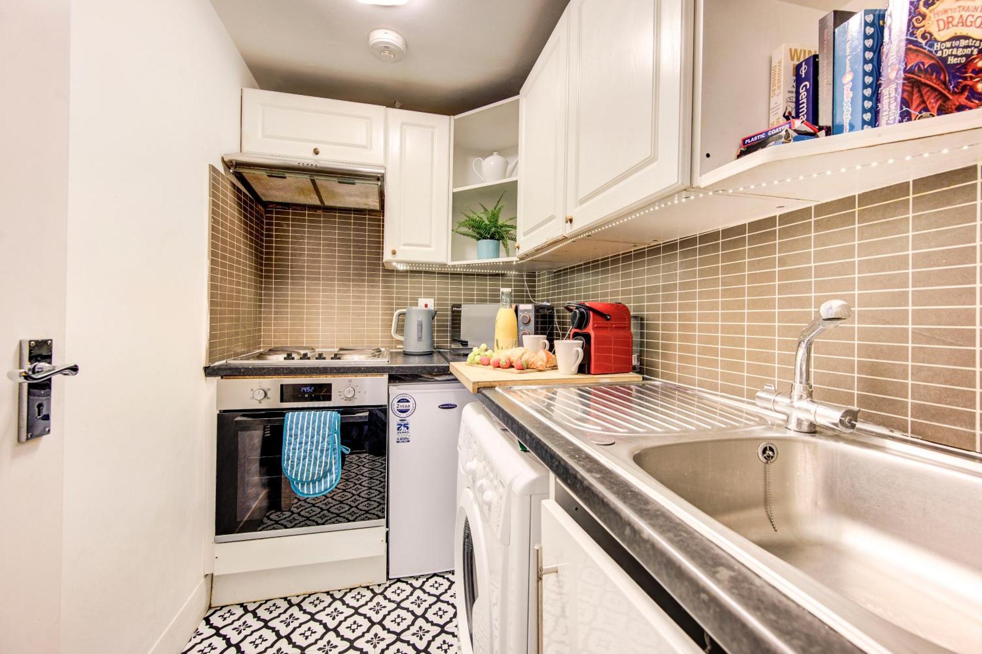 Islington Attic 3 Bedroom Flat Лондон Екстериор снимка