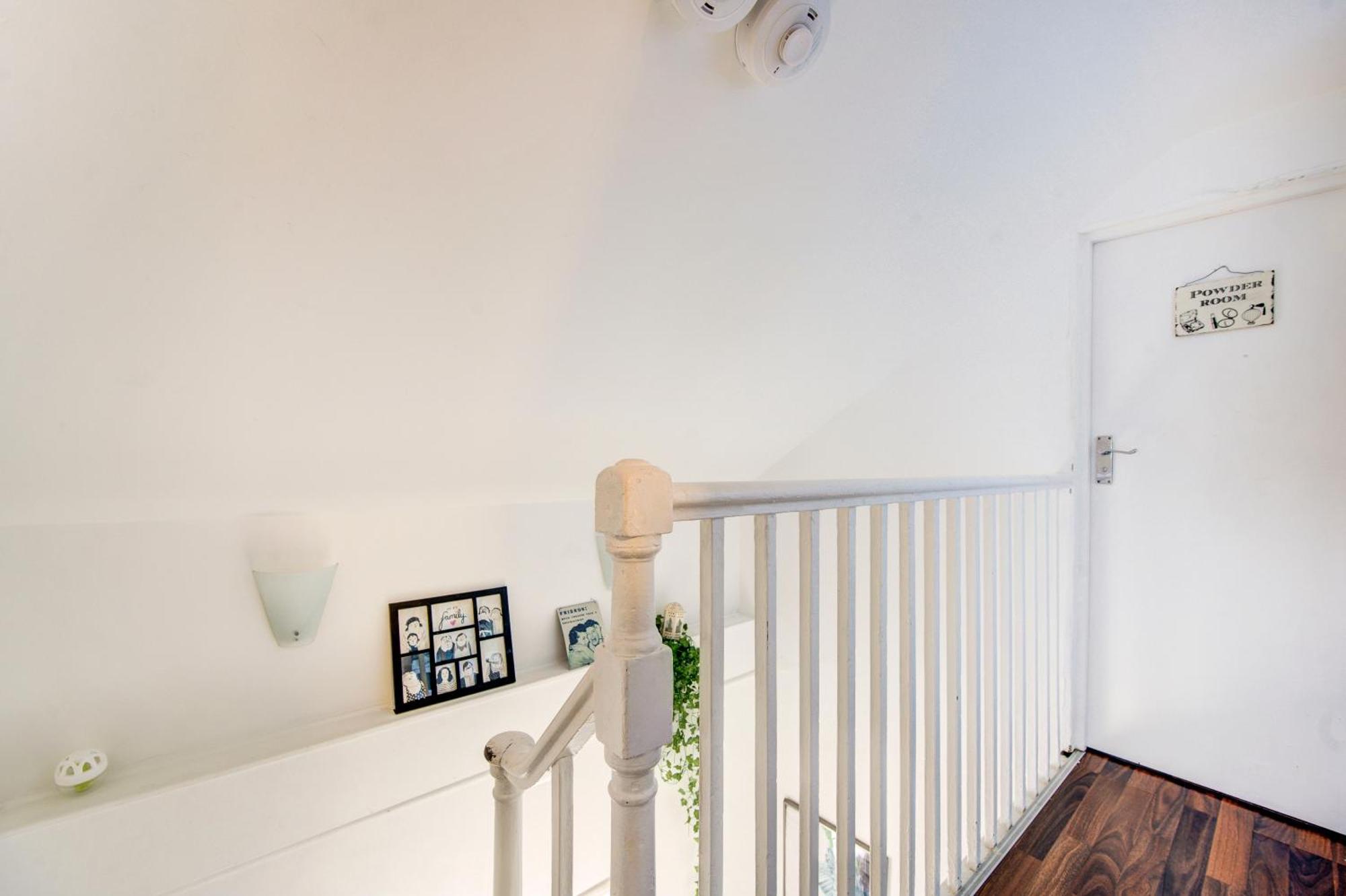 Islington Attic 3 Bedroom Flat Лондон Екстериор снимка